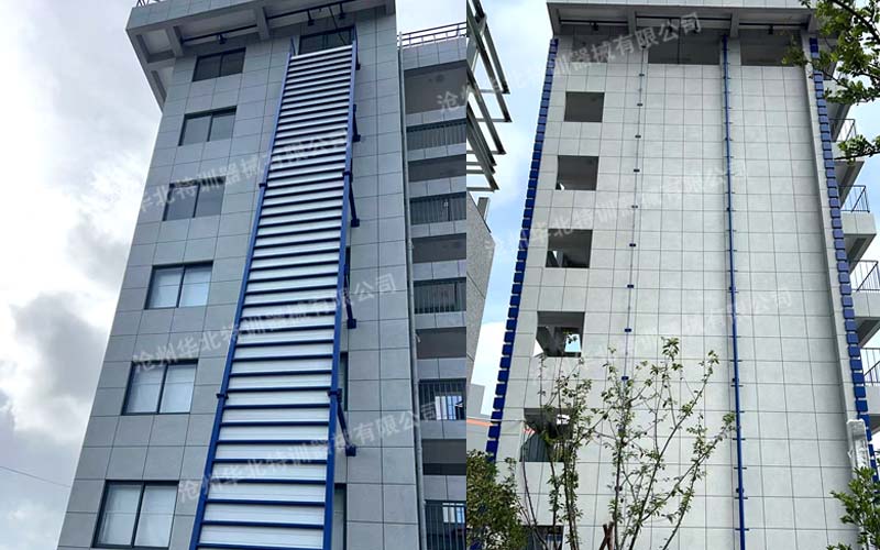 浙江某职业技能培训基地攀登楼附属设施顺利完工!